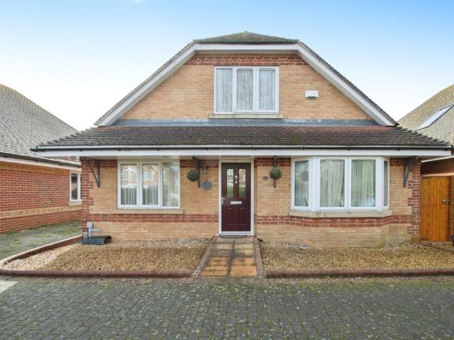 Bungalow for sale in Talbot Village, Bournemouth