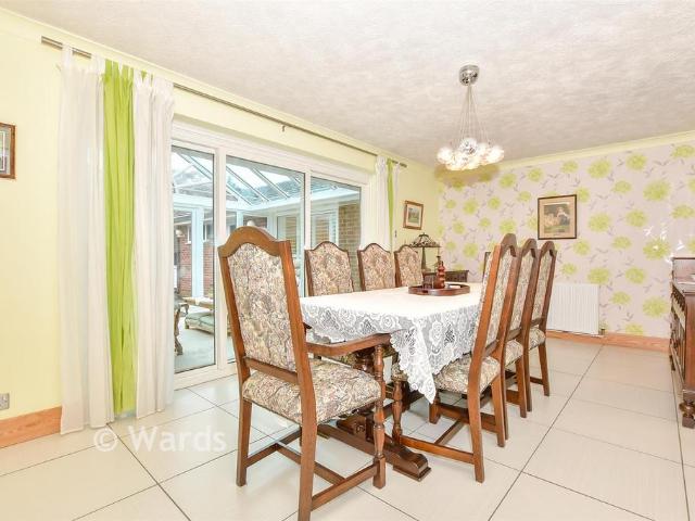 Bungalow for sale in Ringlestone, Midway