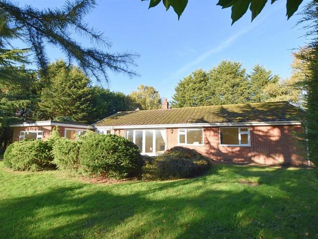 Bungalow for sale in North East Lincolnshire