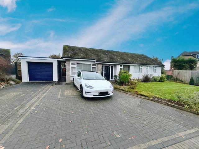 Bungalow for sale in Portfields, Lower Bullingham