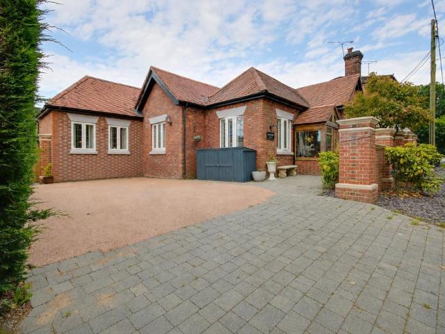 Bungalow for sale in Helford, Hampshire