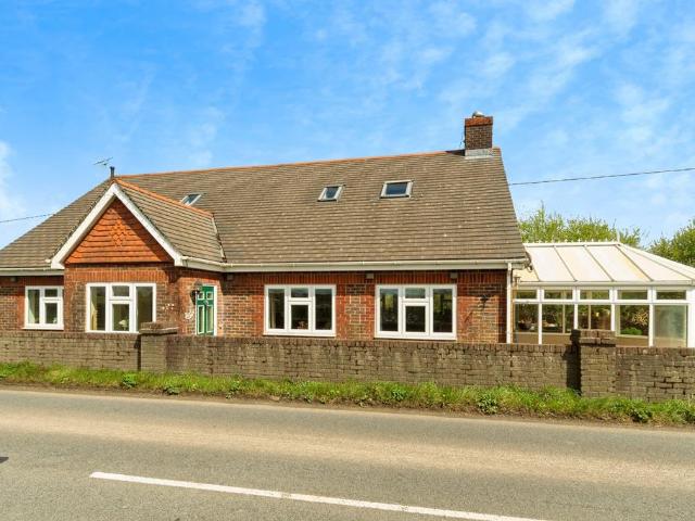 Bungalow for sale in Brandis Corner, Devon