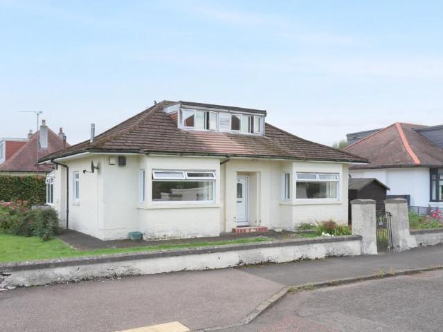 Bungalow for sale in Cambuskenneth, Scotland