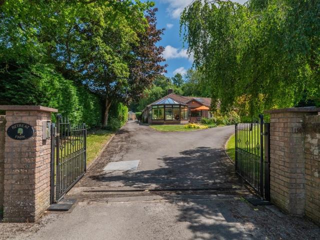 Bungalow for sale in Ram Hill, Westerleigh