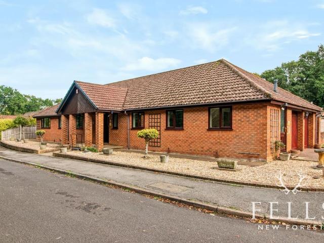 Bungalow for sale in Avon Castle, St Ives