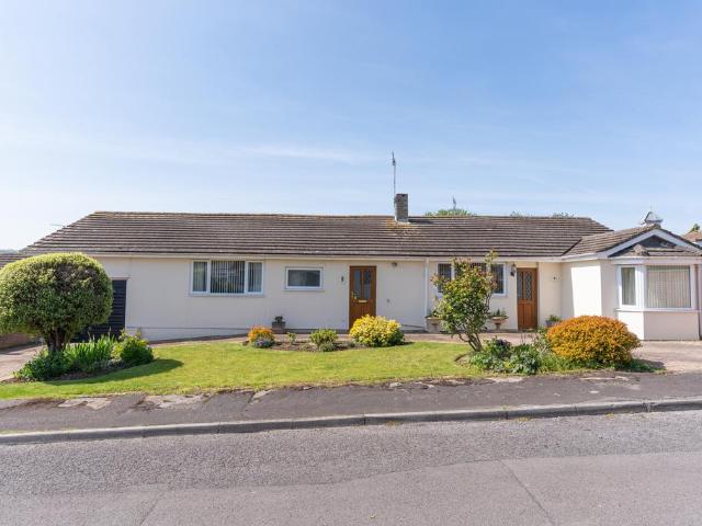 Bungalow for sale in North Weston, Weston-in-gordano