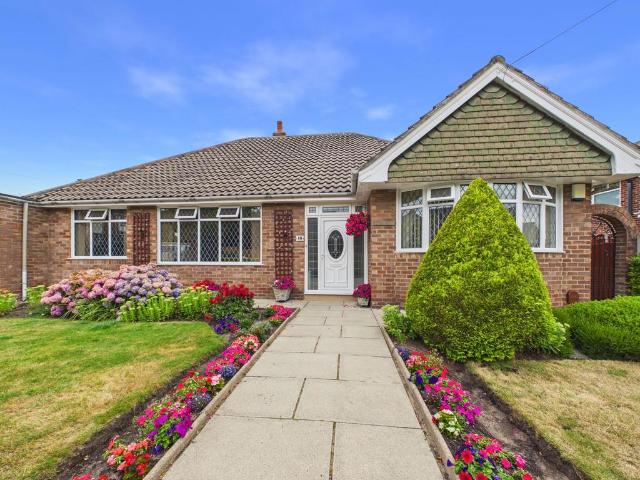 Bungalow for sale in Roby Mill, Lancashire