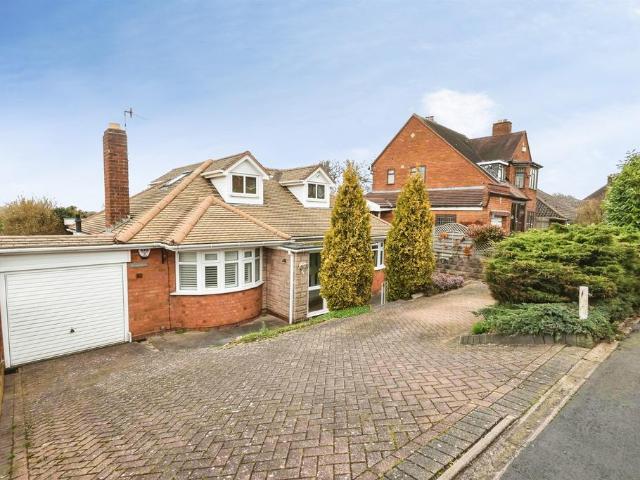 Bungalow for sale in Stourbridge, West Midlands