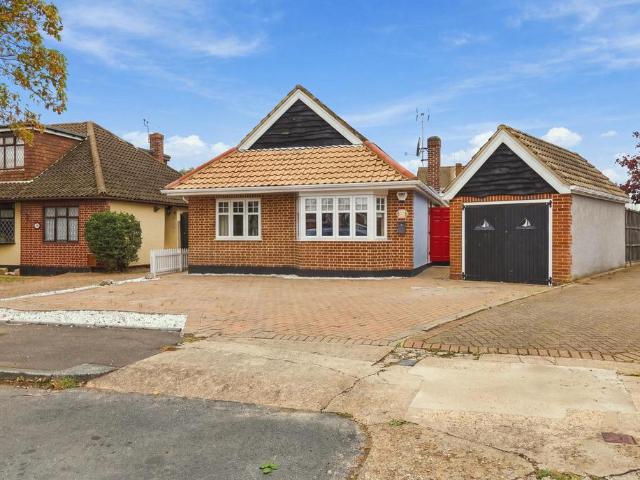 Bungalow for sale in Benfleet, Castle Point