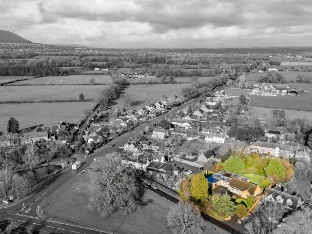 Bungalow for sale in Forthampton, Worcestershire