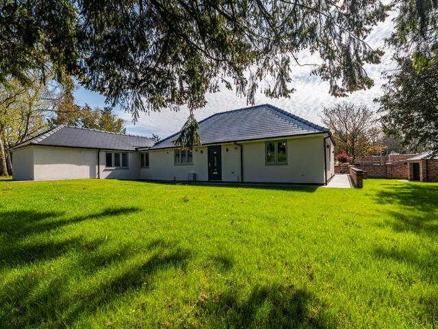 Bungalow for sale in Belleau, Lincolnshire