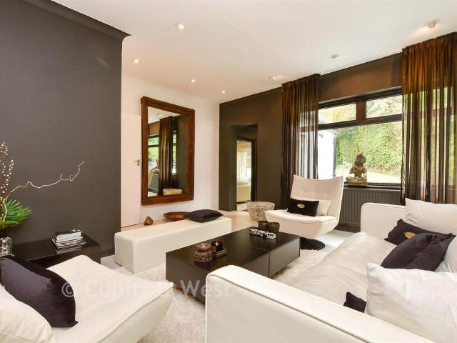 Bungalow for sale in London Borough of Croydon, Greater London