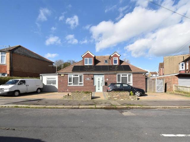 Bungalow for sale in Ore, Guestling Green