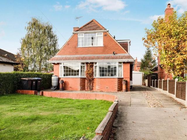 Bungalow for sale in Harrogate, North Yorkshire
