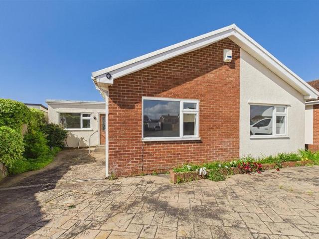 Bungalow for sale in Porthcawl, Nottage