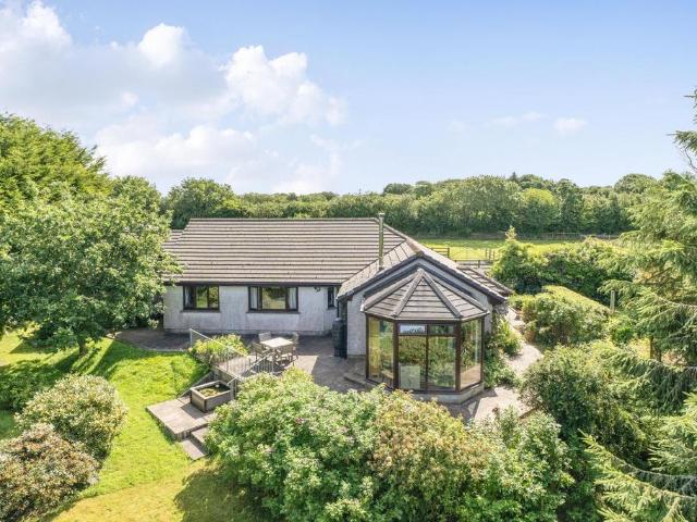 Bungalow for sale in Cornwall