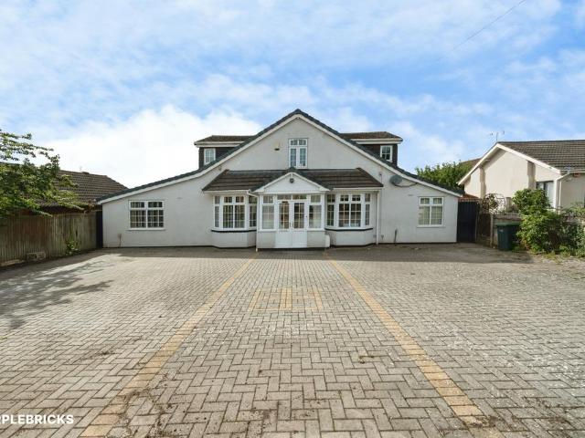 Bungalow for sale in Quinton, West Midlands