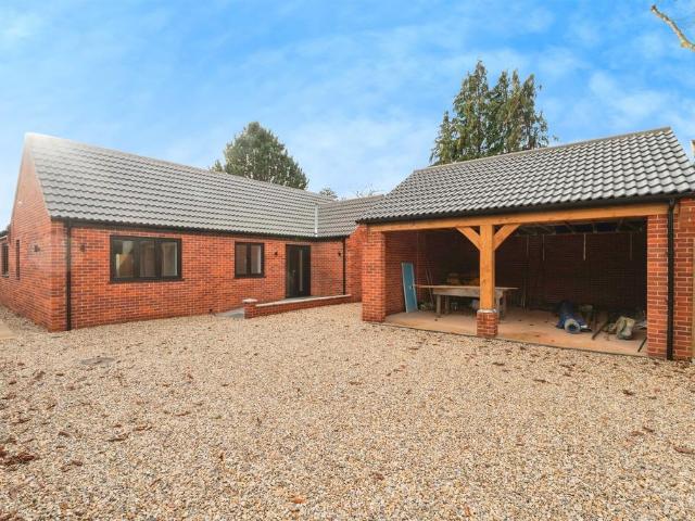 Bungalow for sale in Comers, Norfolk