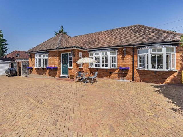 Bungalow for sale in St Stephen, Five Acres