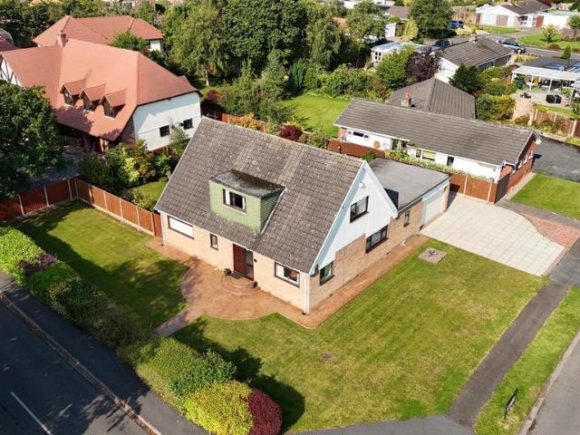 Bungalow for sale in Gayton