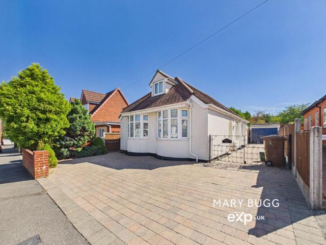 Bungalow for sale in Moulsham, Chelmsford