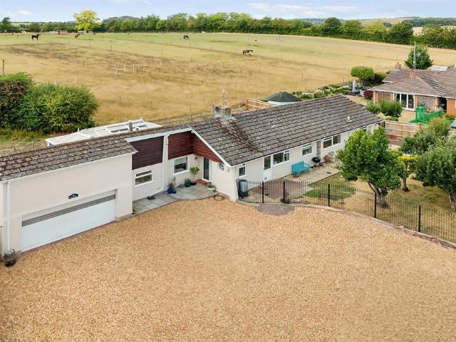 Bungalow for sale in Barton Stacey, Hampshire