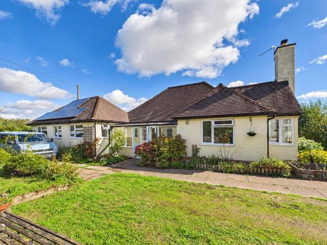 Bungalow for sale