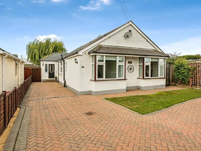 Bungalow for sale in Slough