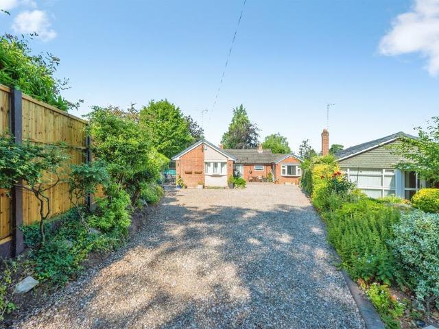Bungalow for sale in Lichfield, Boley Park