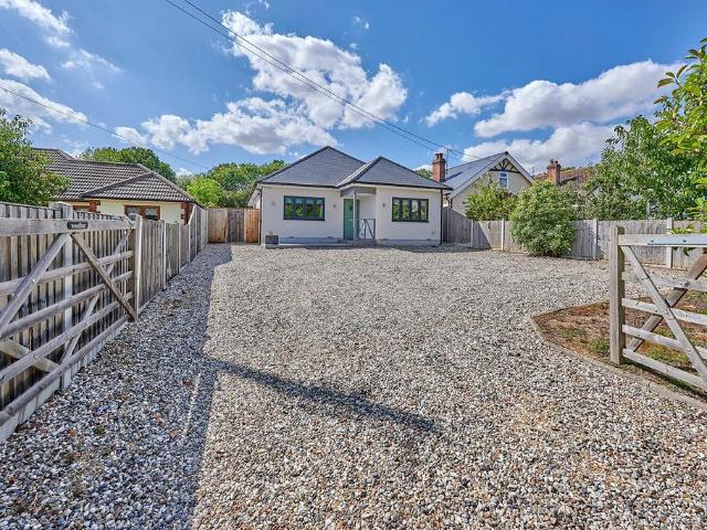 Bungalow for sale in Duton Hill, Essex