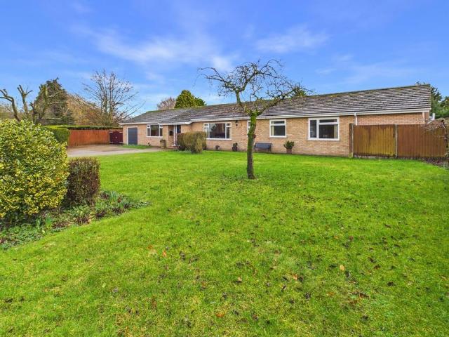 Bungalow for sale in Belleau, Lincolnshire