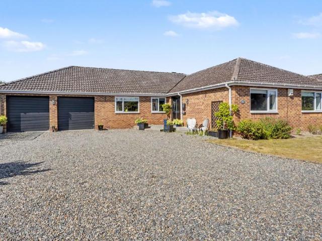 Bungalow for sale in Barway, Cambridgeshire