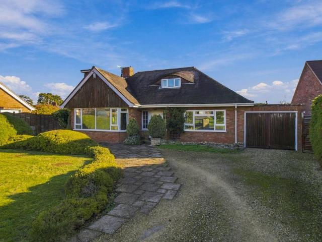 Bungalow for sale in Malvern Link, Malvern Hills
