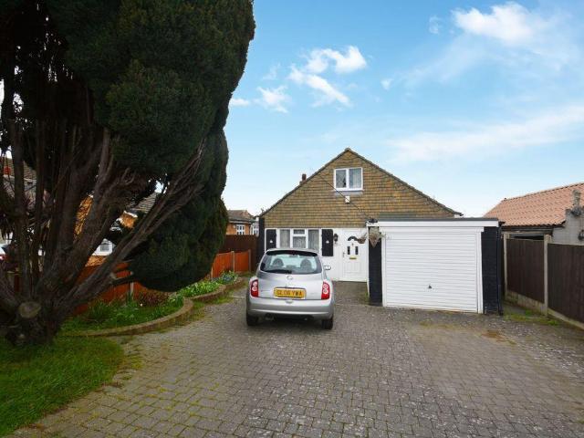 Bungalow for sale in Minster-on-Sea, Oad Street