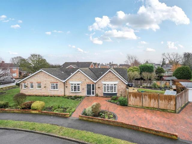 Bungalow for sale in Bedford