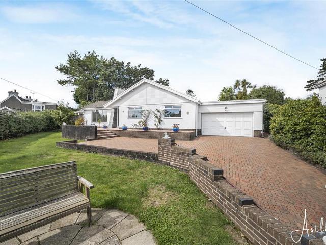 Bungalow for sale in Newton, Wales