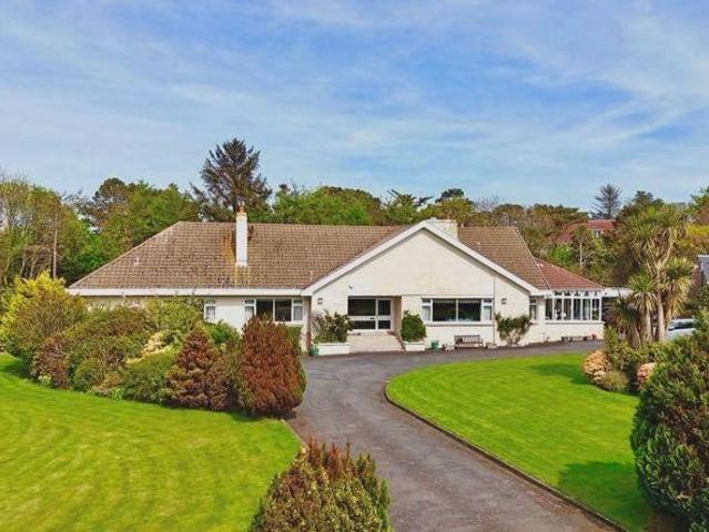 Bungalow for sale in Turnberry