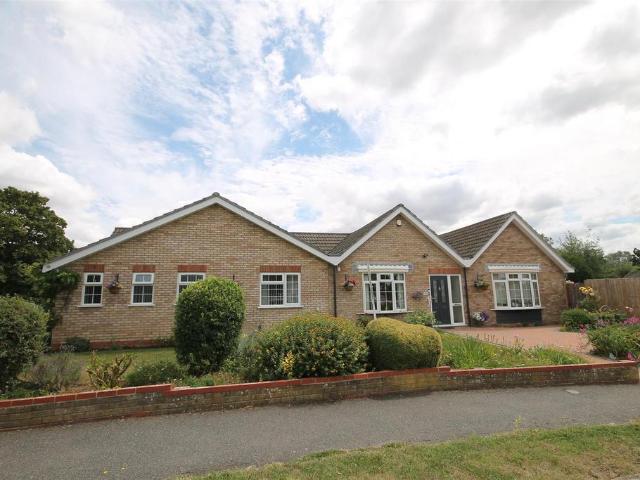 Bungalow for sale in Bedford