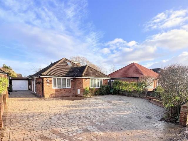 Bungalow for sale in Old Netley, Helford
