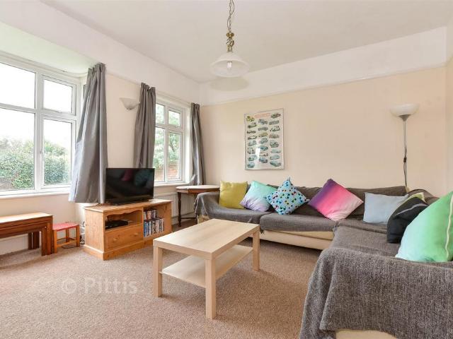 Bungalow for sale in Yaverland, Sandown
