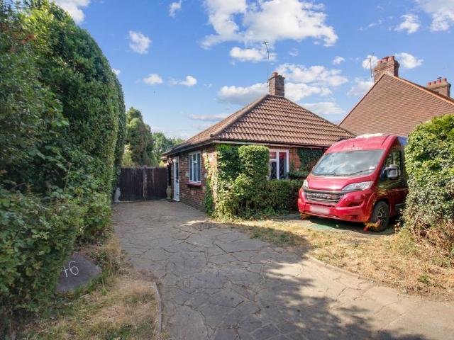 Bungalow for sale in Hillview, Surrey