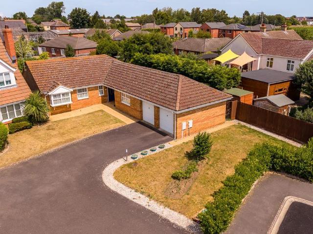 Bungalow for sale in Gosberton Clough, Lincolnshire