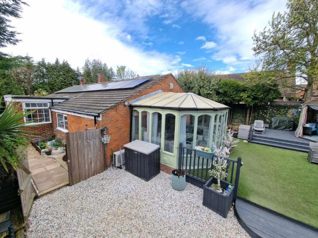 Bungalow for sale in Midway, Kent