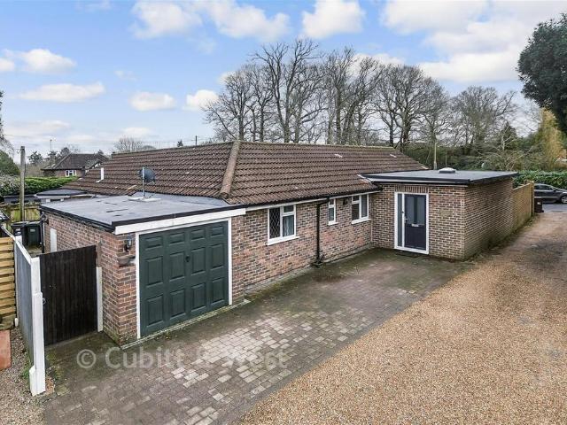 Bungalow for sale in Ringles Cross, Cross In Hand
