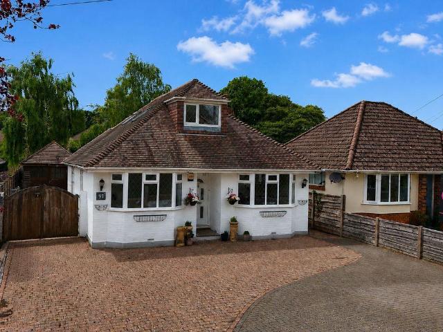 Bungalow for sale in Burton and Winkton, Burton
