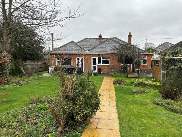 Bungalow for sale in Ashurst Bridge, Hampshire