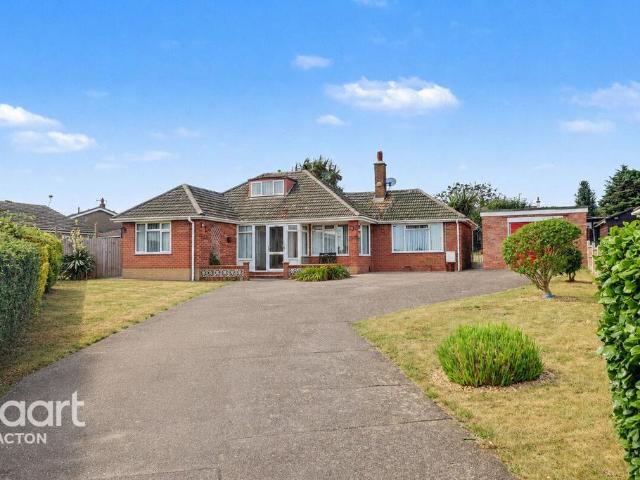 Bungalow for sale in Upper Dovercourt, Dale Hill
