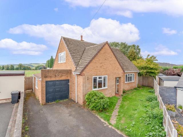 Bungalow for sale in Rushock, Worcestershire