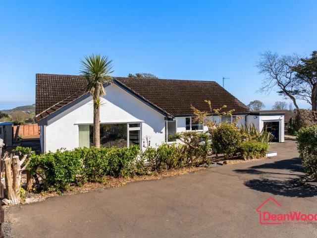 Bungalow for sale
