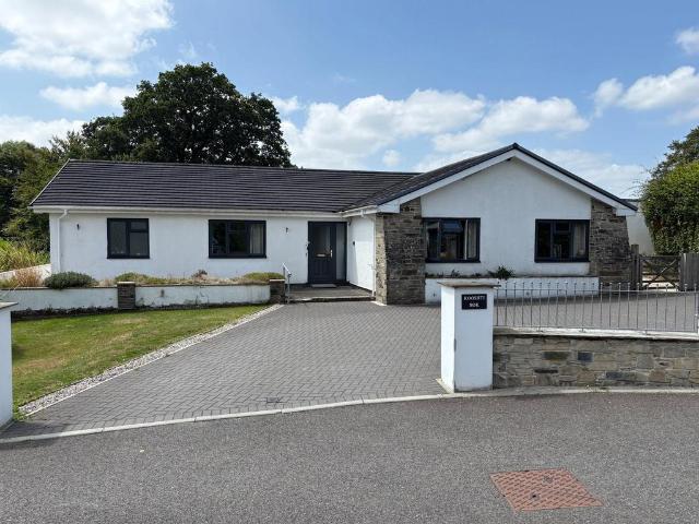 Bungalow for sale in Weir Quay, Devon
